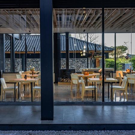 The Rock Hotel Lijiang  Exterior foto