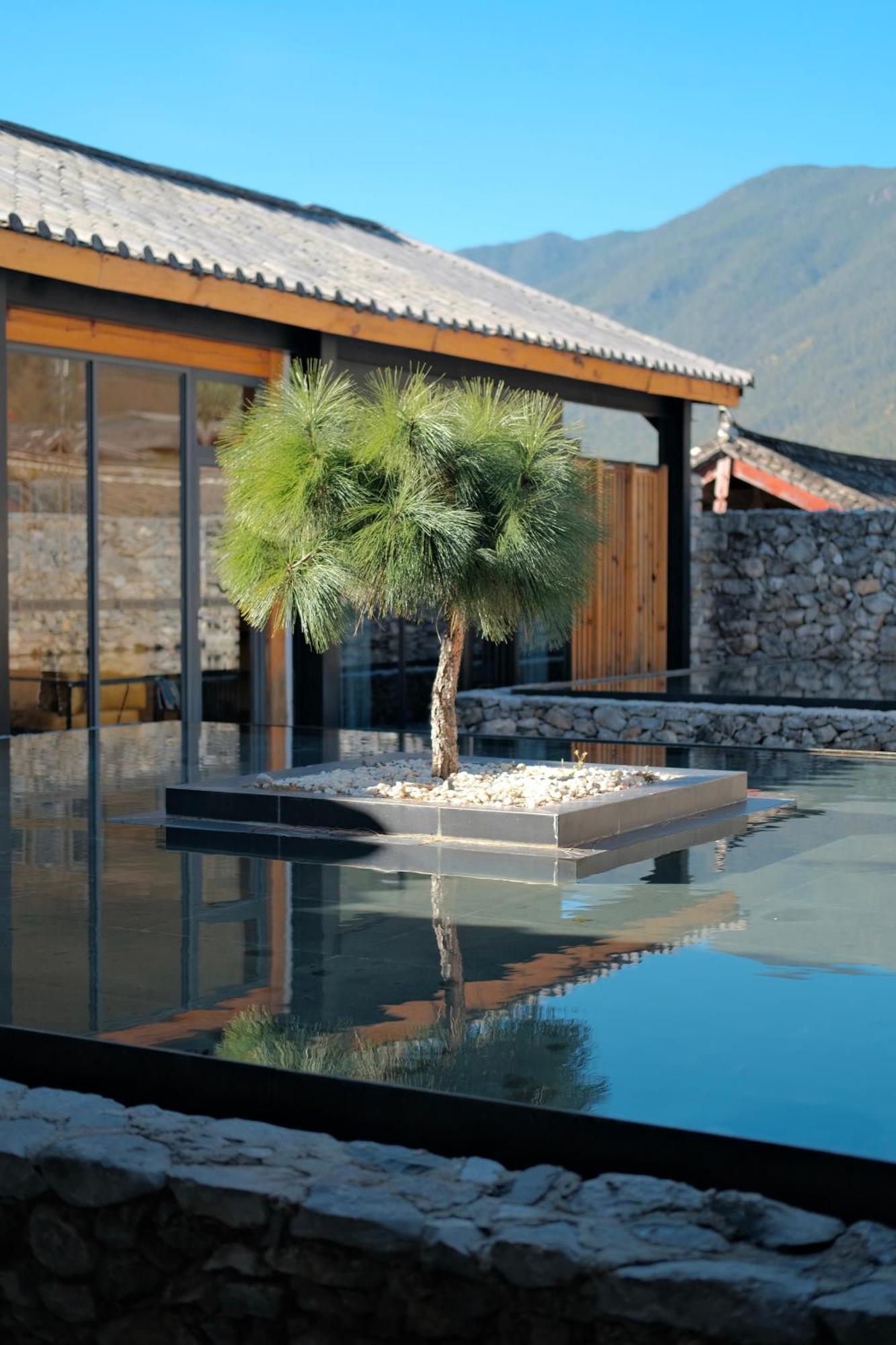 The Rock Hotel Lijiang  Exterior foto