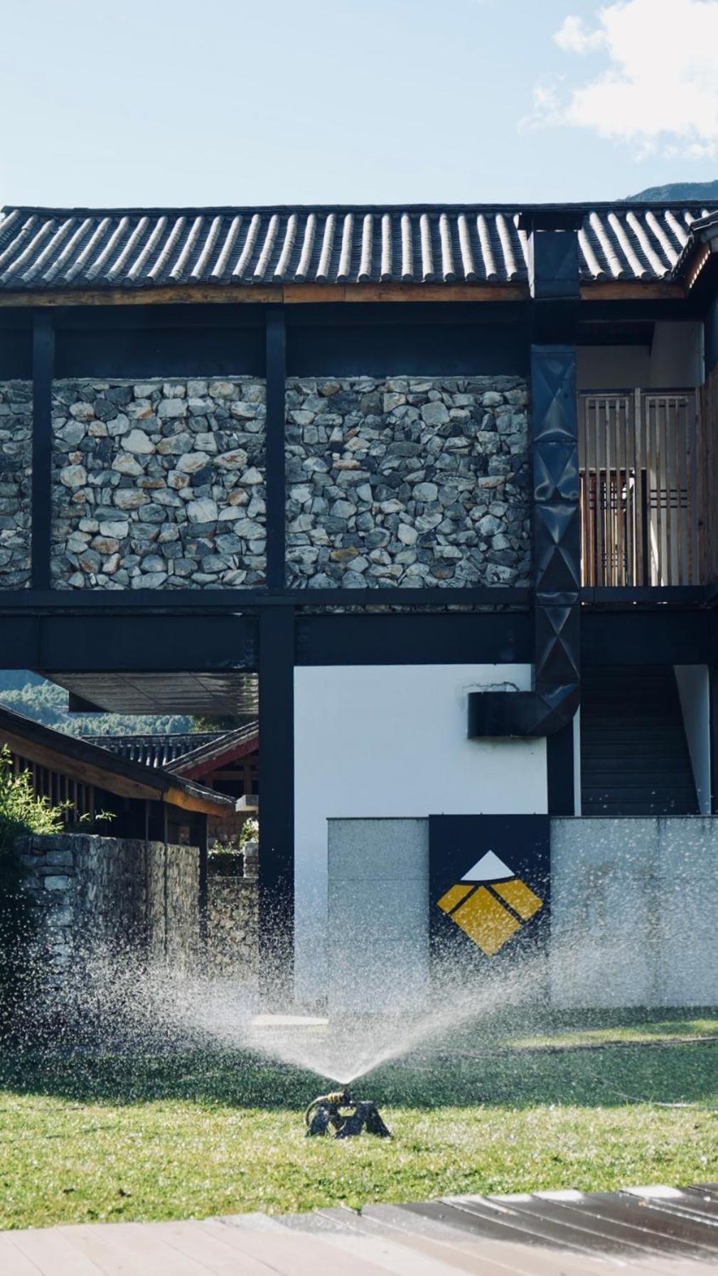 The Rock Hotel Lijiang  Exterior foto